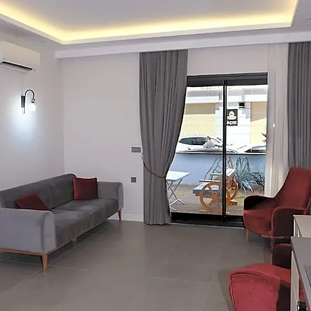 Mercan Ilica فندق ألاتشاتي